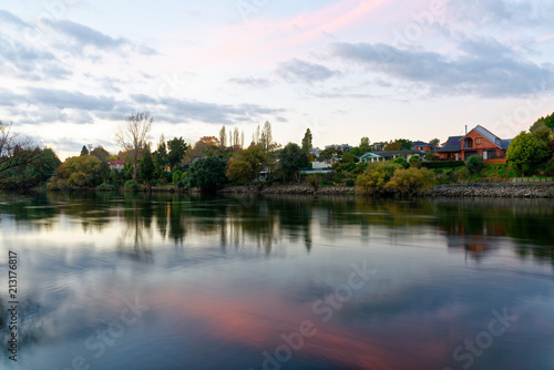 Dusk along the Waikato River in Hamilton, New Zealand © tristanbnz