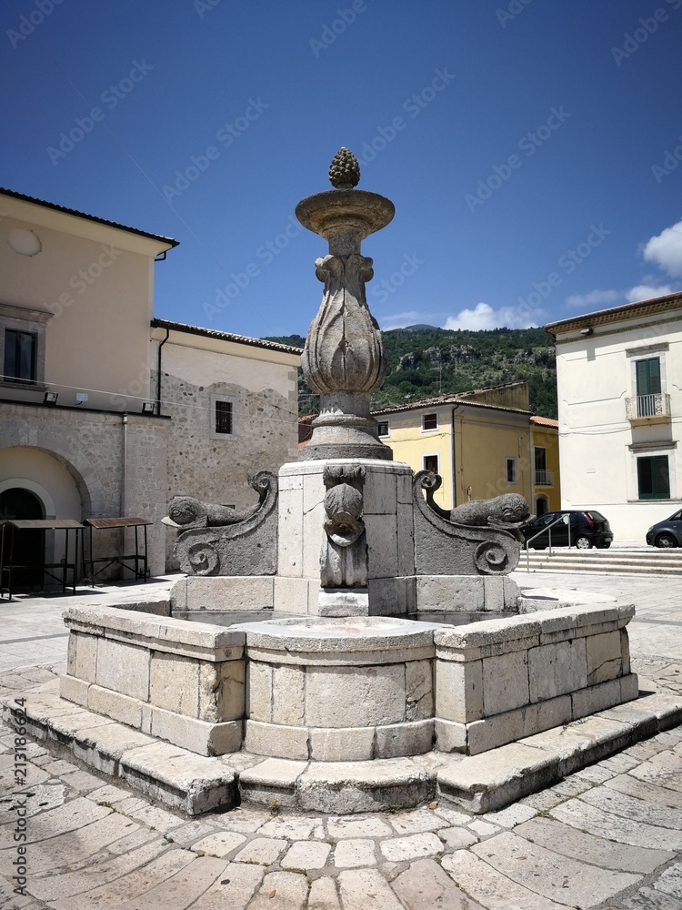 Cerreto Sannita - Fontana dei Delfini
