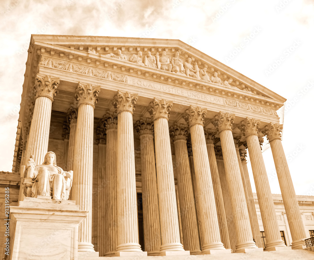 Obraz premium Supreme Court building in Washington, DC, United States of America