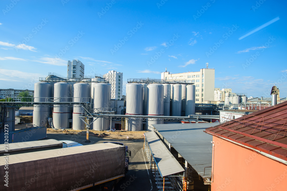 Brewing Tanks. Barrels for fermenting beer Brewing Tanks. Barrels for fermenting beer
