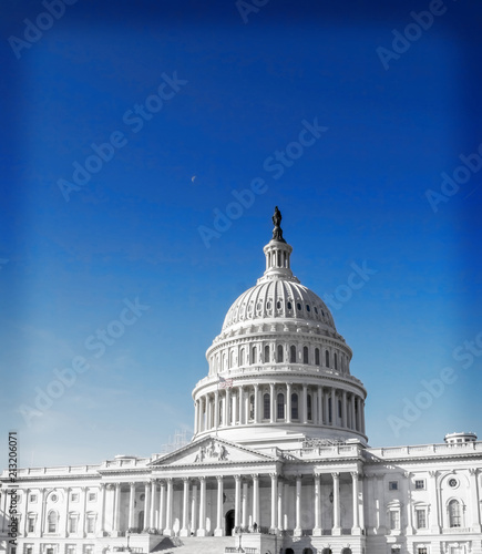 United States Capitol Building, Washington DC, USA © doganmesut