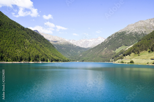 Alpen. Italien. See. Landschaftidyll