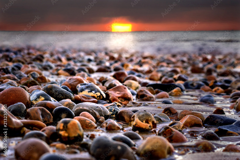 Obraz premium Pebble Beach Sunset