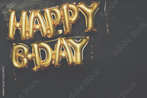 Canvas Print "HAPPY BIRTHDAY" - balloons hanging on a chalkboard