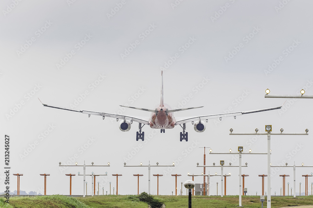 Fototapeta premium An airplane arrive