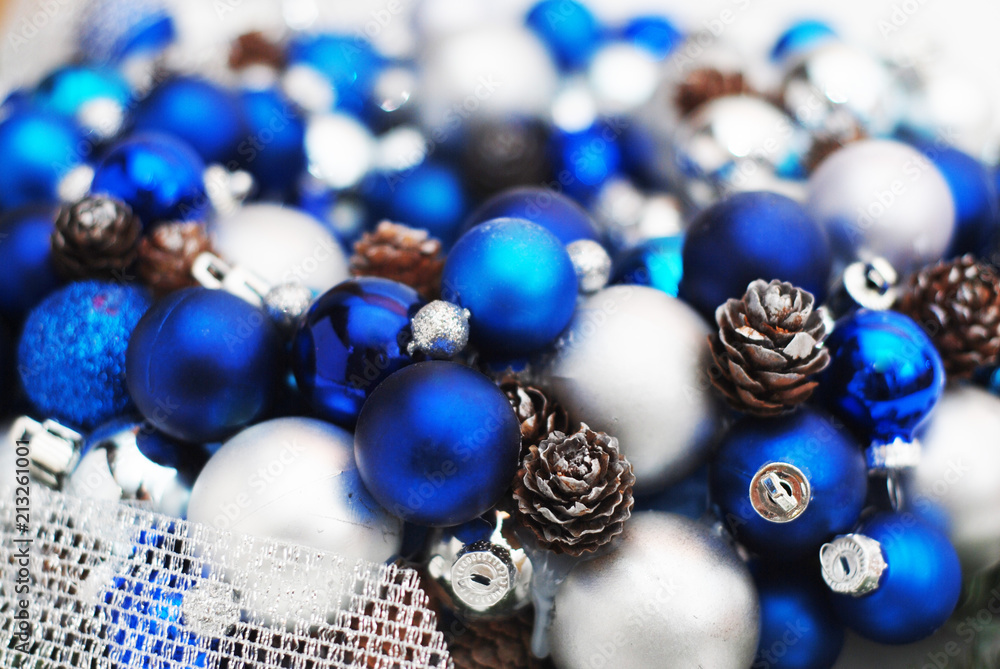 Christmas Wreath blue and Silver Balls or Cristmas Globes Decorated with Pinecones. Isolated with Copy Space. Christmas Wreath blue and Silver Balls or Cristmas Globes Decorated with Pinecones. Isolated with Copy Space.