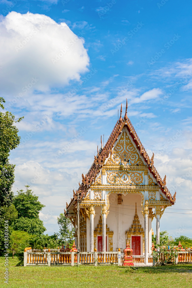 Fototapeta premium Wat Srisutaram Buddhist temple in Mueang Luang Village in Thailand.