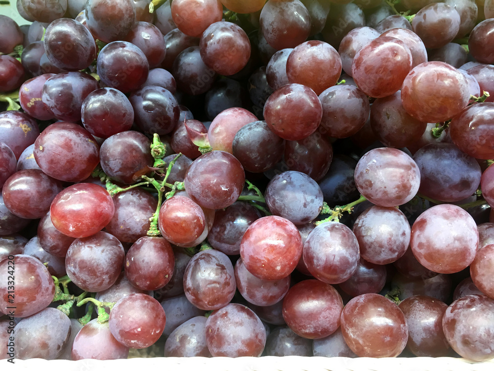 Fototapeta premium bunch of grapes