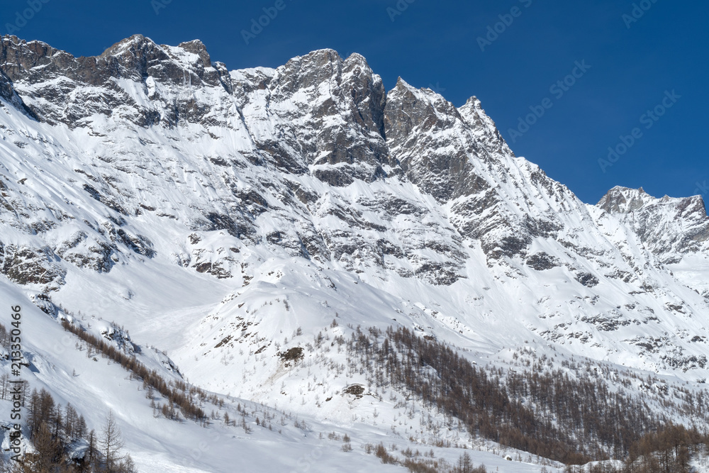 Italy, Cervinia, snow covered mountains