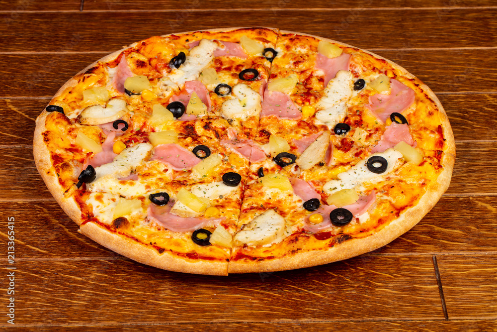 Pizza with ham and cheese