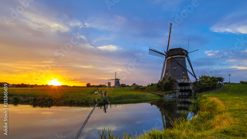 Three dutchwooden windmills © creativenature.nl