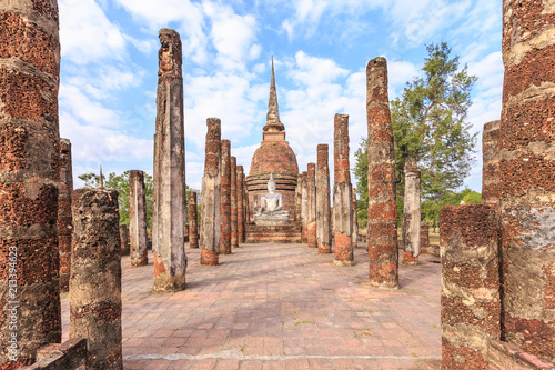 Chapel and Buddha statue in Wat Sa Si, Shukhothai Historical Park, Thailand