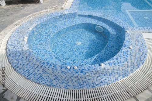 Round jacuzzi in the outdoor pool