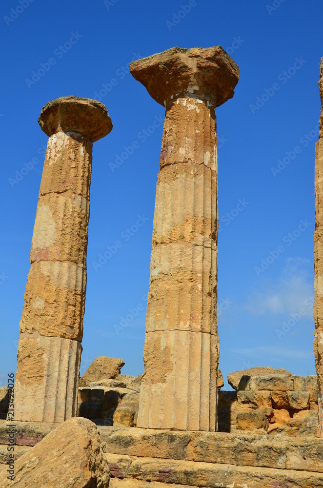 Hercules Temple ancient columns, Italy, Sicily, Agrigento Hercules Temple ancient columns, Italy, Sicily, Agrigento