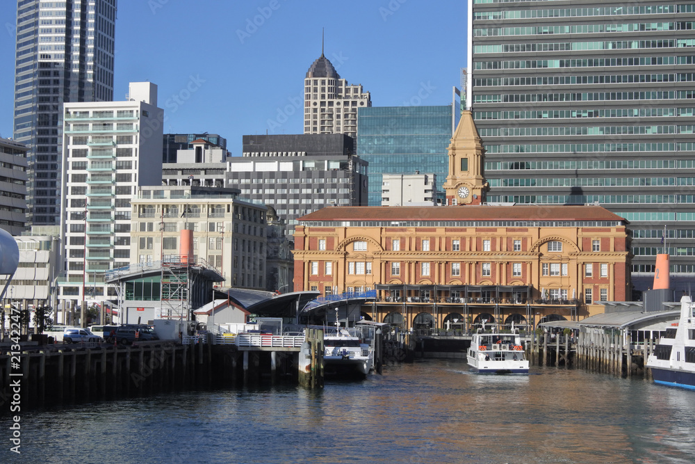 Fototapeta premium Terminal promowy w Auckland Nowa Zelandia