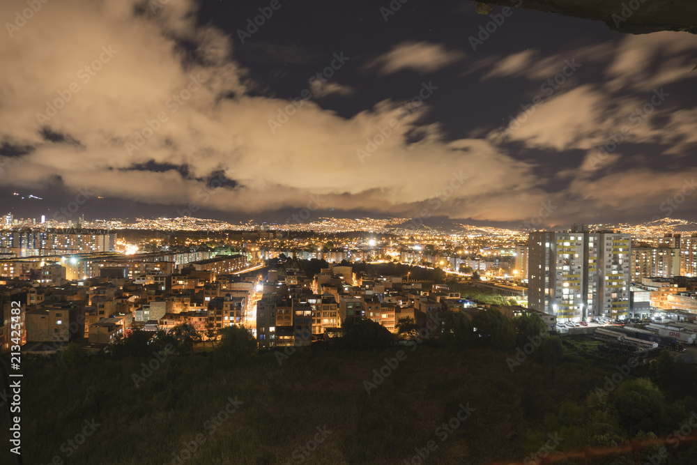 Fototapeta premium Las luces de la ciudad