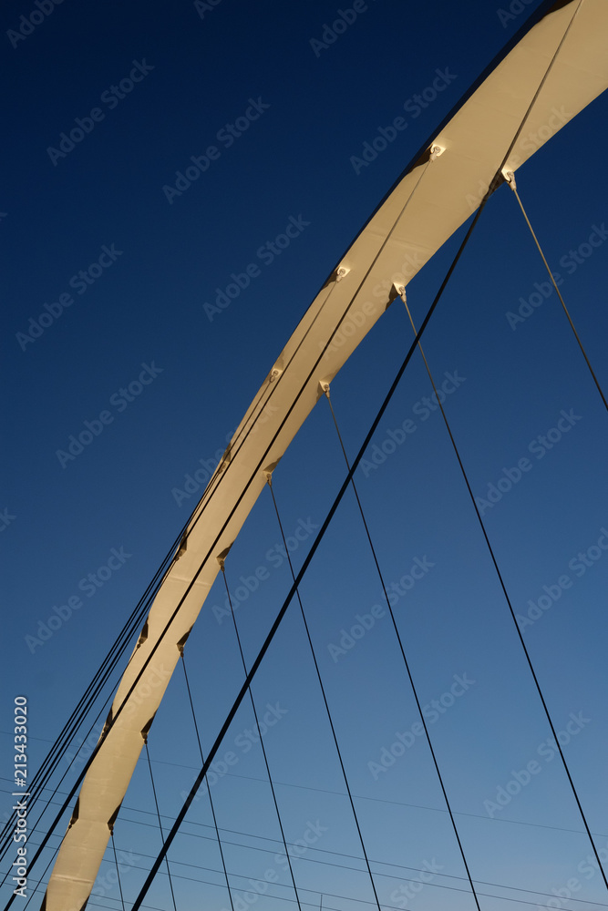 Fototapeta premium Bridge in Dusk