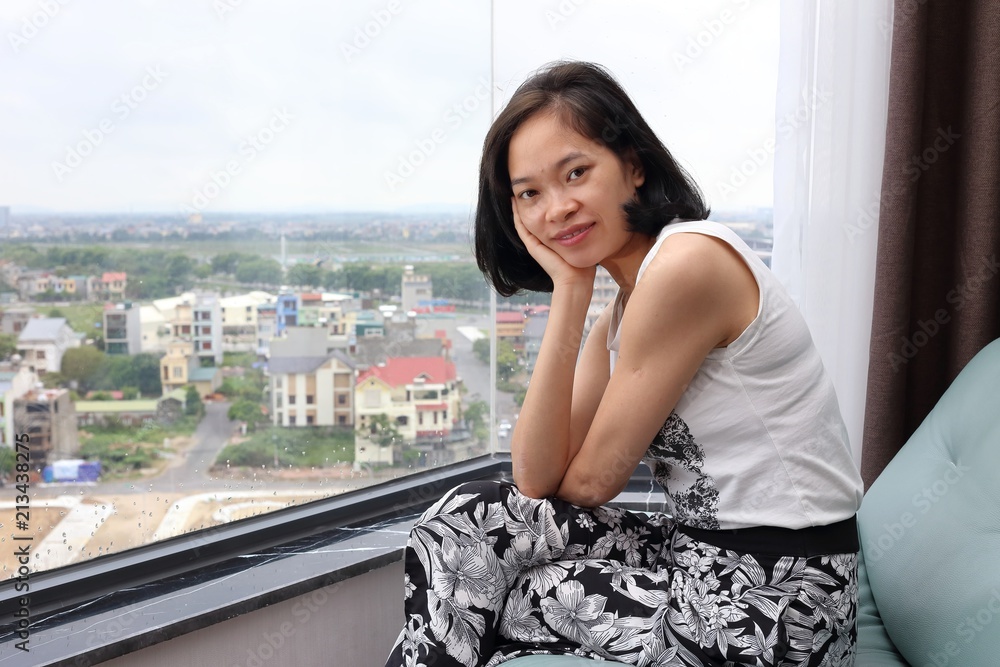 Fototapeta premium a woman on travel in Vietnam