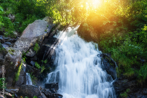 Fototapeta Naklejka Na Ścianę i Meble -  waterfalls in deep forest