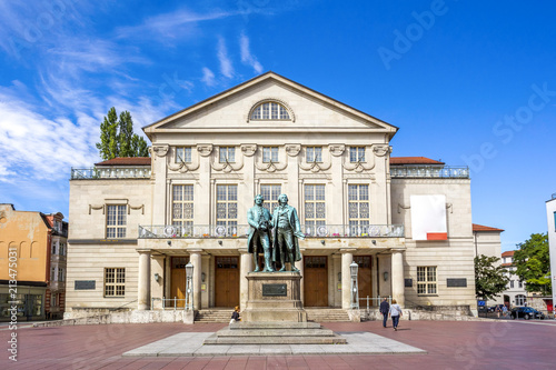 Weimar, Altstadt, Goethe- und Schiller Denkmal  photo