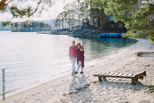 Love story on a lake © Nichizhenova Elena