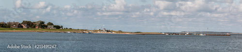 Panorama Steenode mit Hafen photo