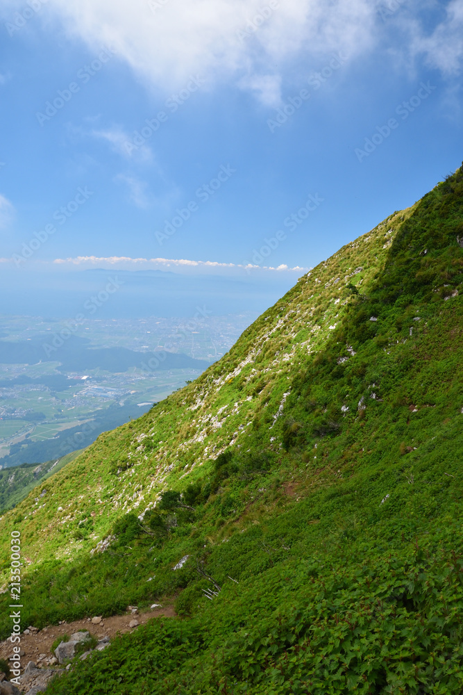 夏の伊吹山 Stock Photo Adobe Stock 夏の伊吹山 Stock Photo Adobe Stock