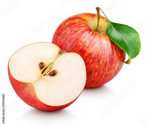 Dojrzała czerwona jabłczana owoc z jabłczaną połówką i zielonym liściem odizolowywającymi na białym tle. Jabłka i liść z ścinek ścieżką
