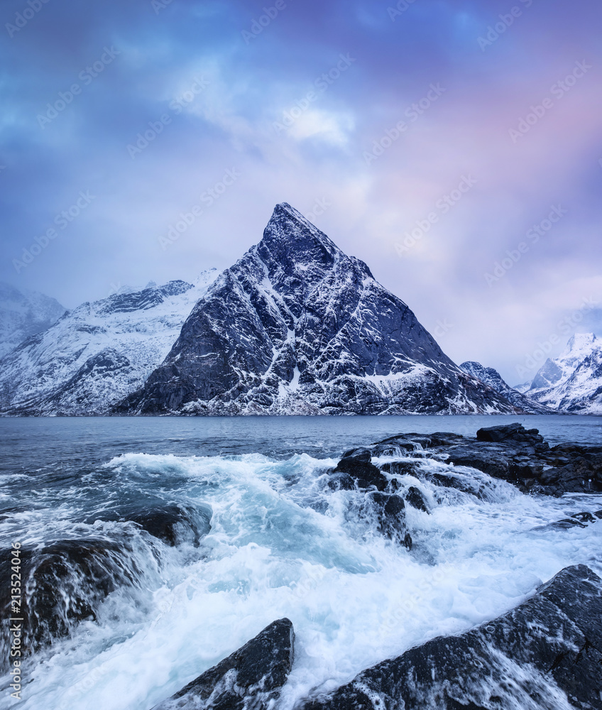 Obraz premium Seascape during storm and cloudy weather. Natural seascape in the Norway