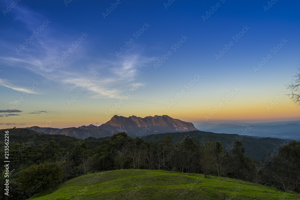 Fototapeta premium Doi Luang Chiang Dao