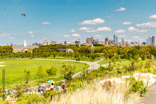 Foto Governors Island on a sunny day