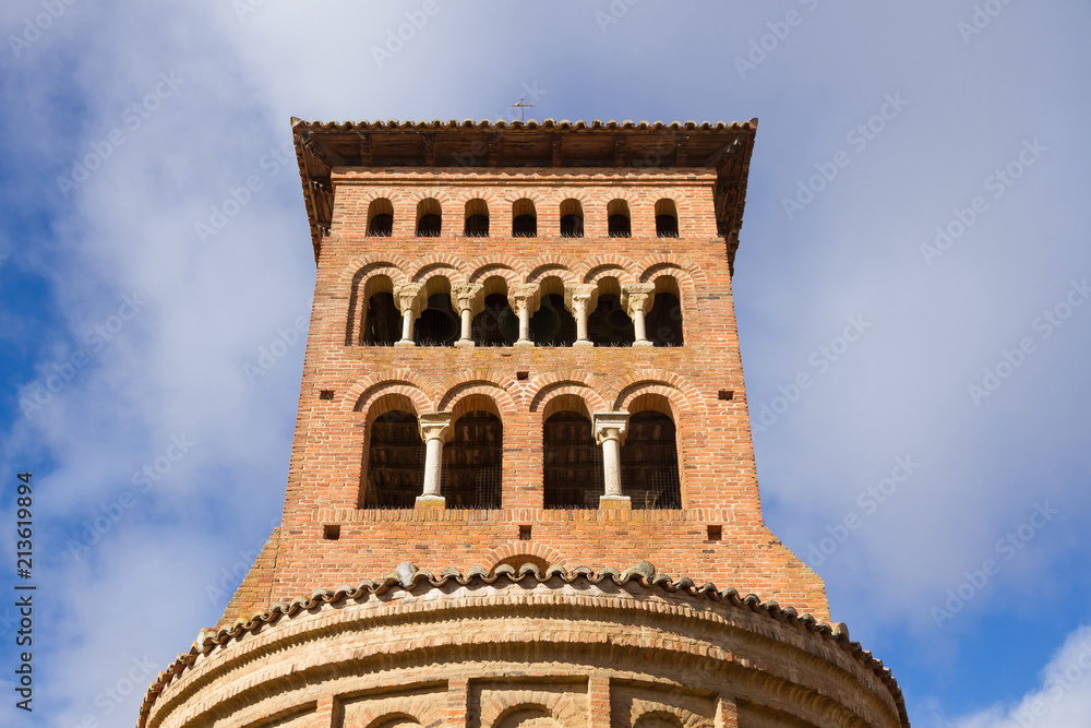 Torre de la Iglesia Monumento San Tirso de Sahagun de arquitectura de ladrillo de estilo mudejar. España