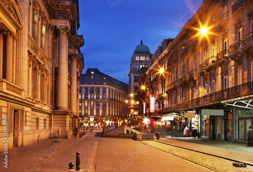 Fototapeta Naklejka Na Ścianę i Meble -  Old street in Brussels. Belgium