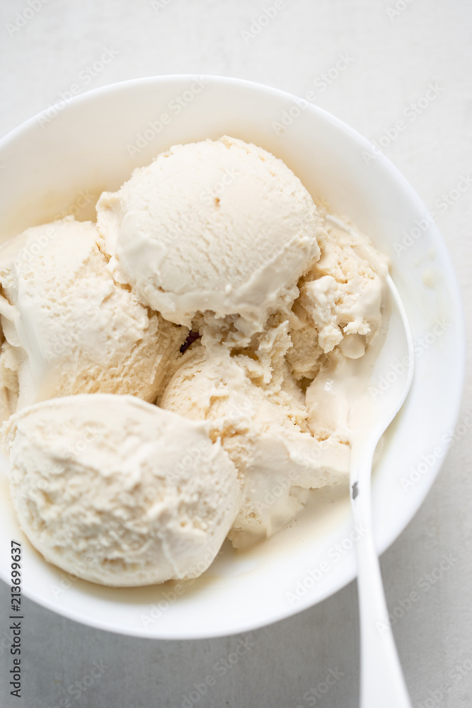 Salted caramel ice cream. Ice cream with Lucuma, Peruvian fruit with natural caramel-like taste, coconut oil & stevia Salted caramel ice cream. Ice cream with Lucuma, Peruvian fruit with natural caramel-like taste, coconut oil & stevia