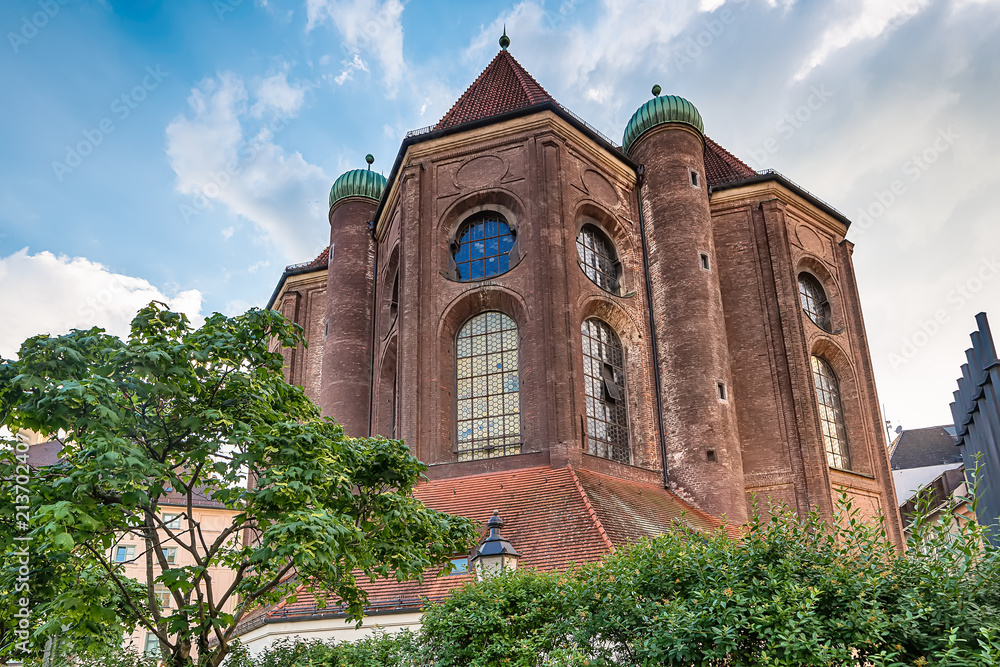 Munich, Germany June 09, 2018: View to the parish church of St. Peter, Munich, Bavaria. Munich, Germany June 09, 2018: View to the parish church of St. Peter, Munich, Bavaria.