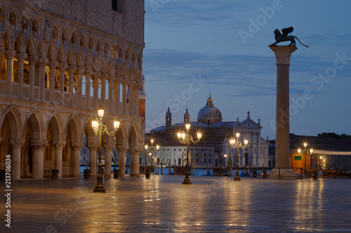San Marco square with lion on column and San Giorgio Maggiore basilica nobody before sunrise in Venice, Italy © andersphoto