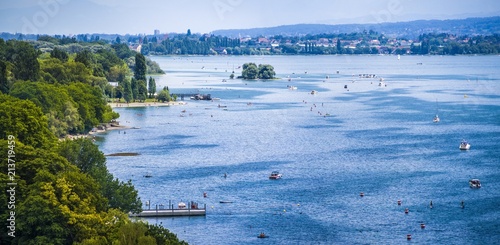 Panorama Blick über den schönen Bodensee im Sommer mit Booten  photo