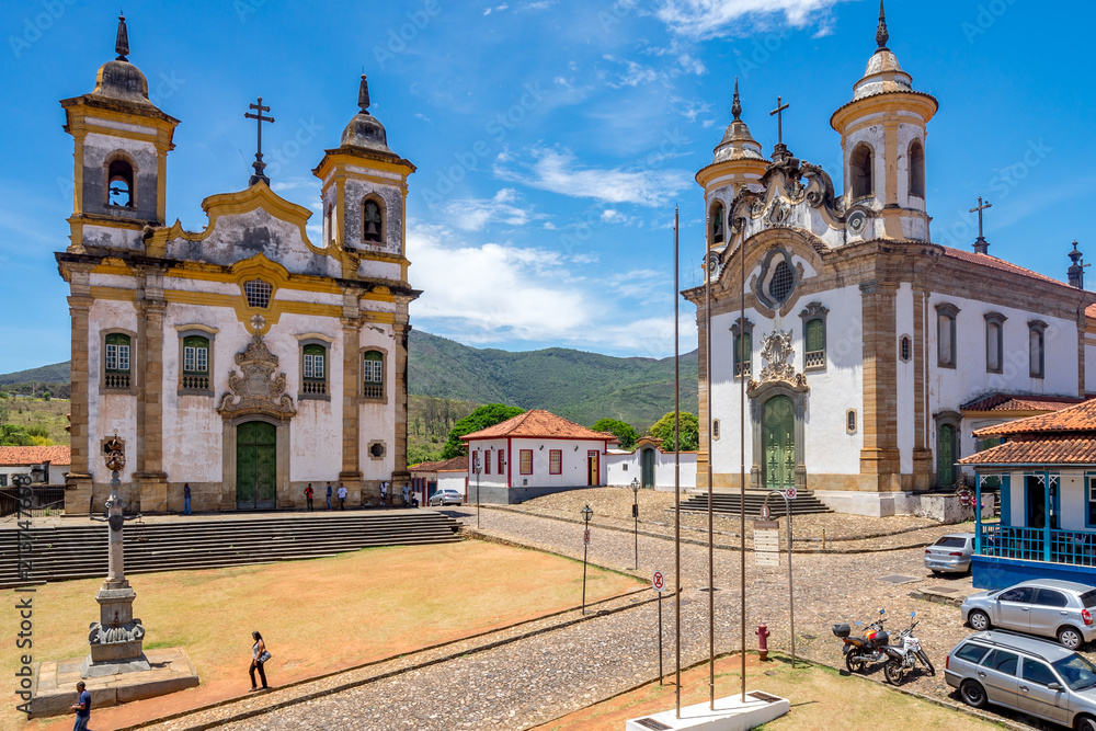 Naklejka premium Main square in the colonial town Mariana in Minas Gerais, Brazil