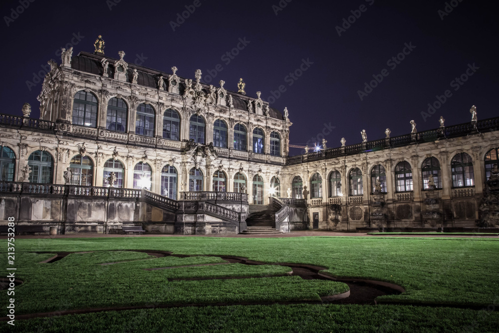 Obraz premium Noc Zwinger