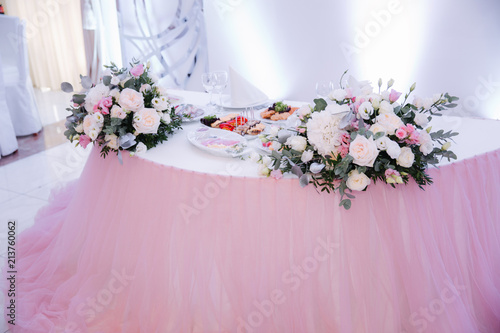 Floral decoration on the wedding in restaurant