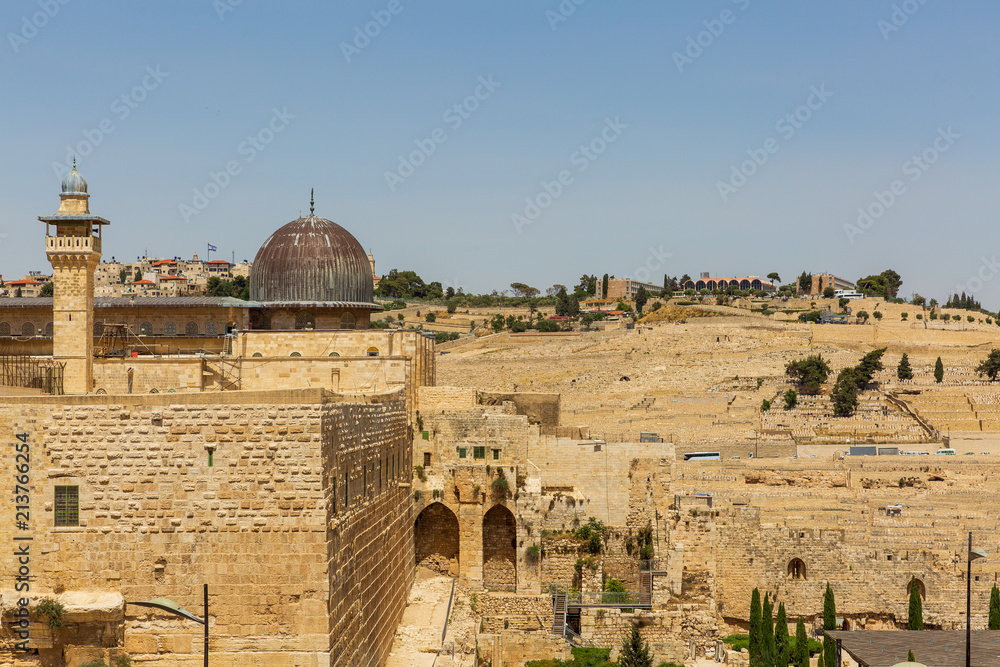 Mousque Al-aqsa on Temple Mount and view on Mount of Olives