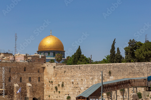 Wailing wall and golden dome