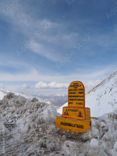 Khardungra top point in Leh
