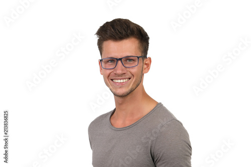 Junger Mann mit Brille lacht © Joerch