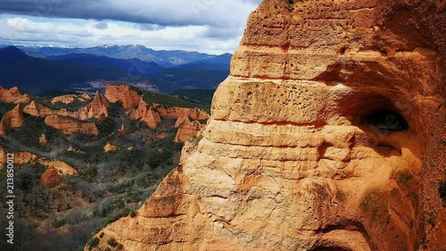 Paisaje de Las Medulas desde el mirador de Orellan. Antiguas minas de oro romanas. Patrimonio de la humanidad por la Unesco. El Bierzo. Leon. España 