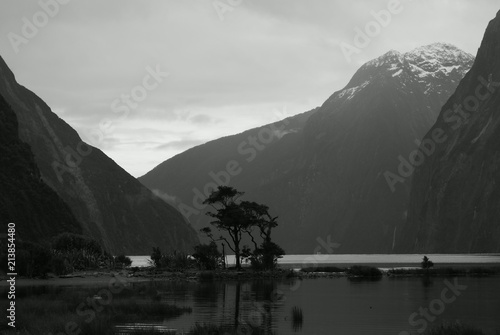 Obraz na płótnie Milford Sound 3 w salonie