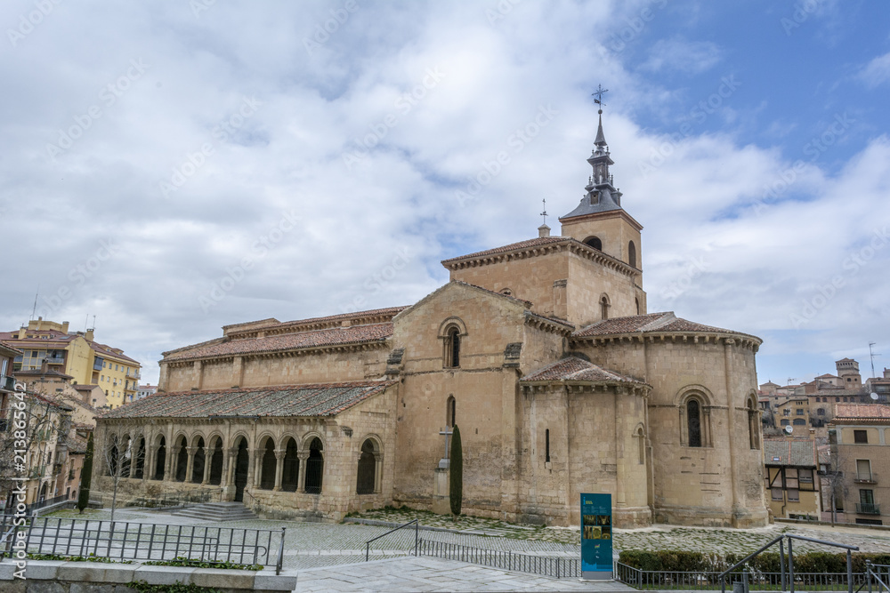 Iglesia de San Millan de estilo románico , Segovia