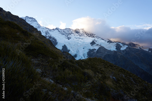Mountain view in New Zealand © Gilberto R Olimpio