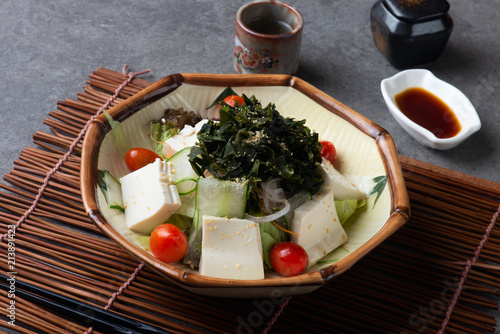 seaweed tofu salad