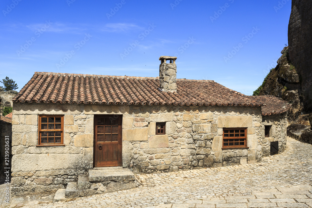 Sortelha – Medieval Stone Houses